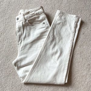 White high waisted jeans